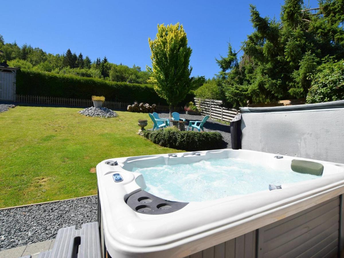 Luxurious Holiday Home With Jacuzzi Filly Exteriör bild